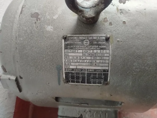 Motor Elétrico trifásico 8polos