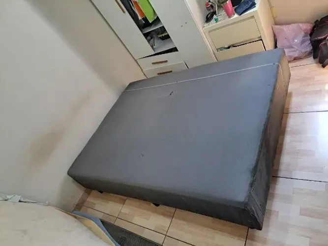 Box para cama de casal (sem colchão)