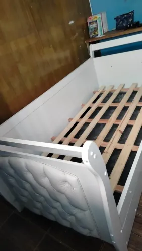 CAMA DE SOLTEIRO COM AUXILIAR COM CAPITONE