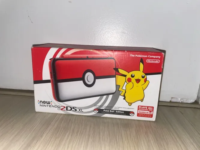 Nintendo new 2ds xl pokeball edition usado