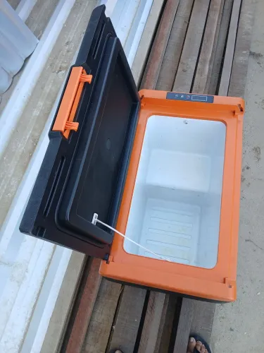 Vendo freezer seme novo na garantia