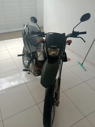 Honda NXR 150 Bros ESD Mix (ano 2011/modelo 2012). Preta, emplacada e pronta para Rodar!!
