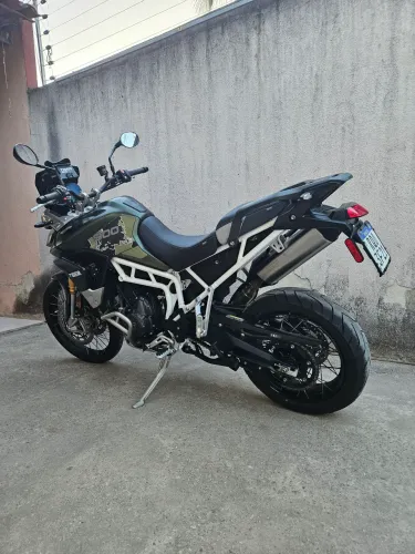 Trump tiger 900 rally 21/22 segundo dono com 17 mil km rodados com média monta.