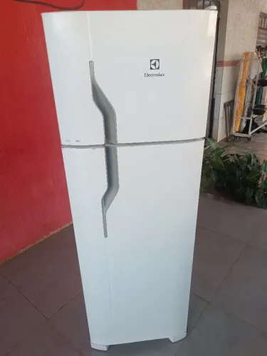 Geladeira Eletrolux