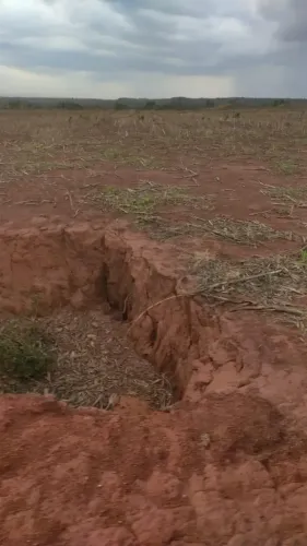 Vende - se joia rara as margens do Rio Araguaia - Baliza Goias!