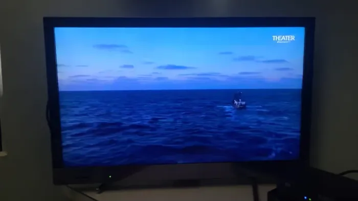 TV 32 Sony Bravia, modelo KDL 32EX525, Full HD, LED, internet