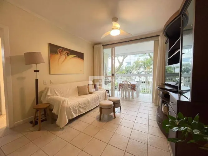 Apartamento Residencial à venda, Jurerê, Florianópolis - AP0181.