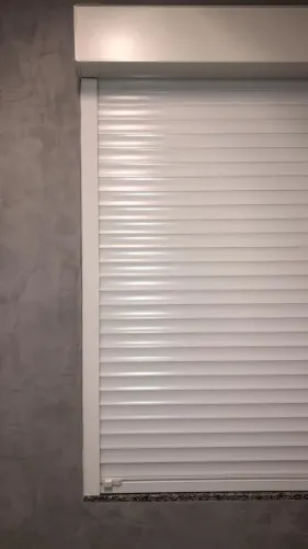 Persianas internas brancas para janelas