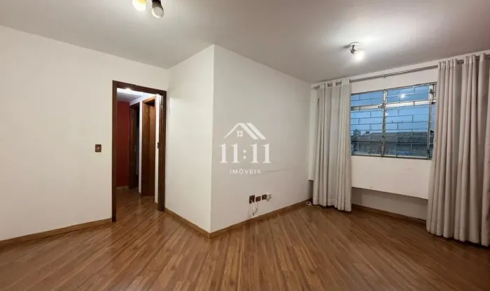 Apartamento de 3 quartos à venda no bairro Guaíra, Curitiba - PR