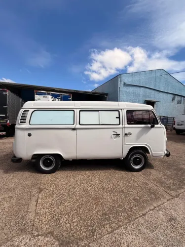 Volkswagen Kombi Standard 1.4 MI Total Flex 8V 2013