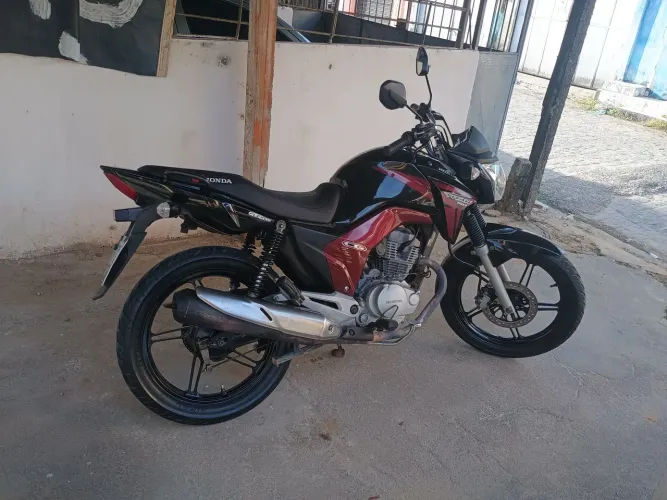Moto Honda 150 titan