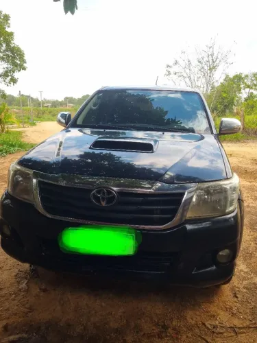 Toyota Hilux CD SRV D4-d 4X4 3.0 TDI Diesel AUT 2012