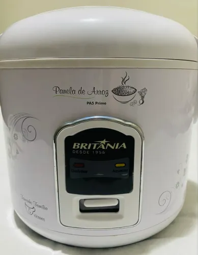 Panela elétrica Britânia PA5 Prime 220v