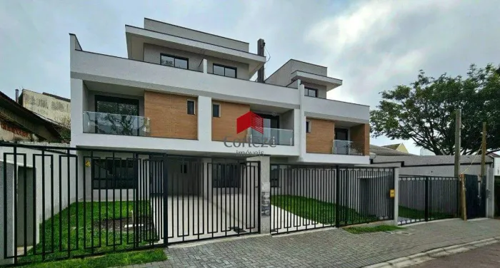 Sobrado com 135,5m² 3 quartos, à venda, no bairro Abranches em Curitiba