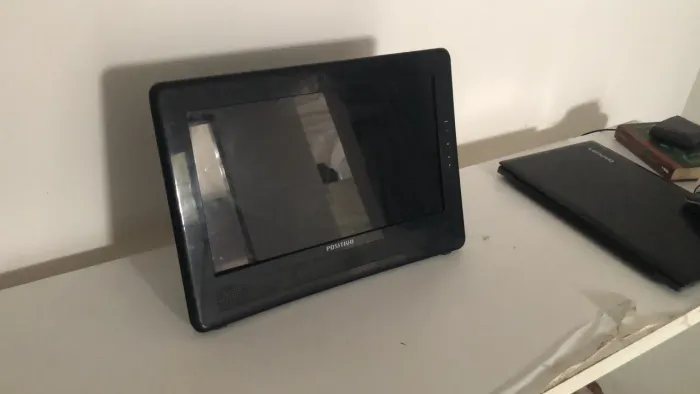 Vende-se monitor