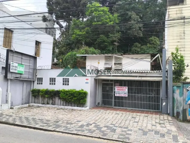 Casa Comercial para alugar, 232.00 m2 por R$ 5500.00 - Sao Francisco - Curitiba/PR