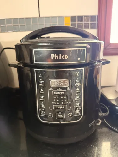 Vendo panela elétrica usada apenas 2 vezes 