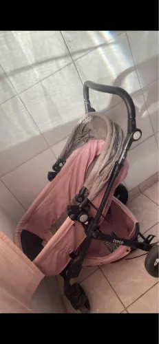 Carrinho de bebê Moisés
