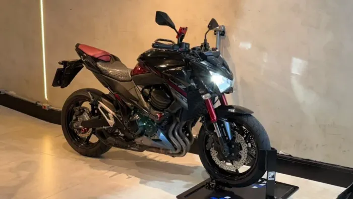 KAWASAKI Z 800