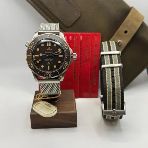 Relógio omega 007 automático 2 pulseiras novo