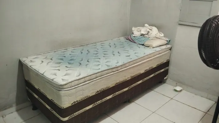 Cama de solteiro 