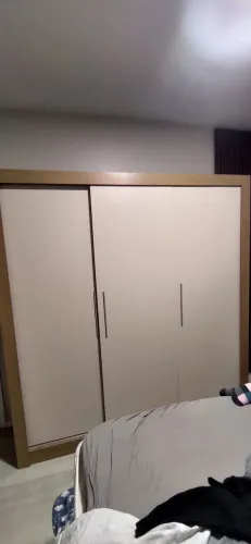 Guarda roupa casal