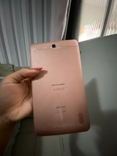 Tablet Multilaser M7S Plus 8GB Rose ( preço negociável)