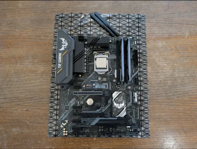 ASUS TUF H470 Pro WiFi LGA 1200 Motherboard + Intel Core i5 10400f CPU RAM Combo