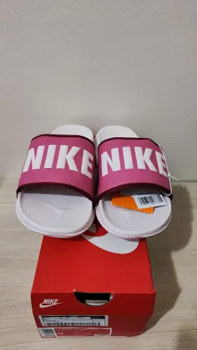 Chinelo Nike Offcourt 39