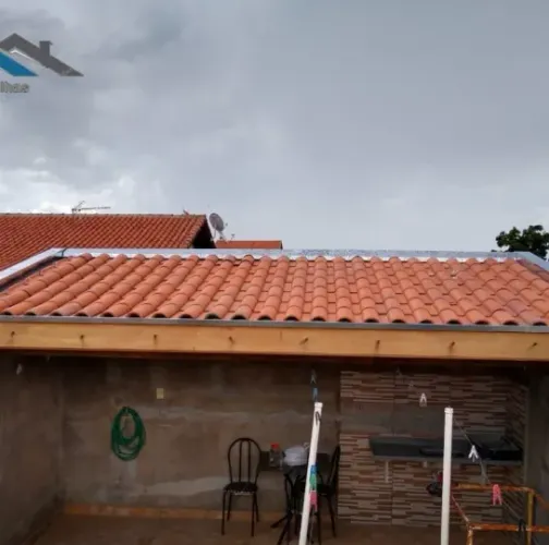 Conserto ou instalação de Calhas, Rufos e Telhados.