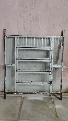 Janela basculante ferro 80x80