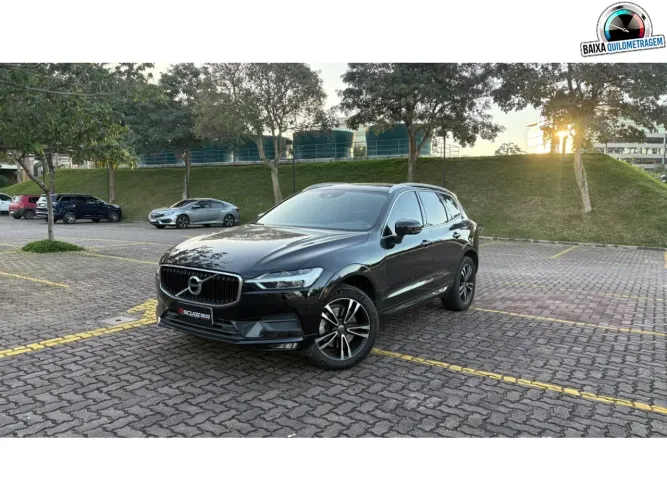Volvo XC-60 XC 60 D-5 Momentum 2.0 AWD Diesel 5P 2020