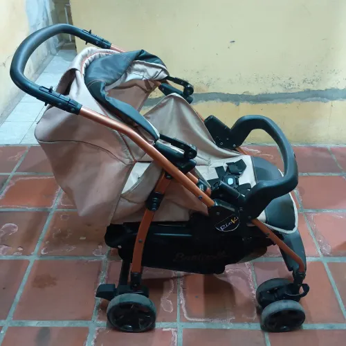 Carrinho de bebê Burigotto Rio K