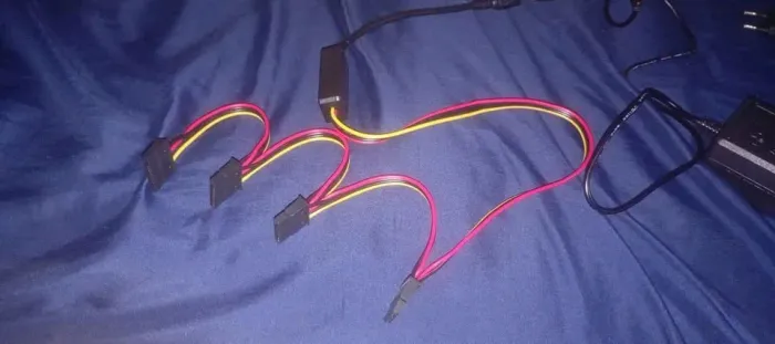 Fonte 12v 10a + controlador de energia sata 4 vias