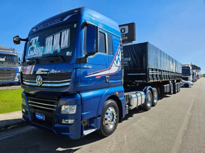 Vw Meteor 28.480 6x2 Ano 25 Baixo km Teto Alto +4 Eixo Graneleiro Facchini Ano 24 13.5mt