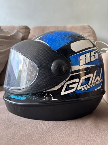 Capacete GOW