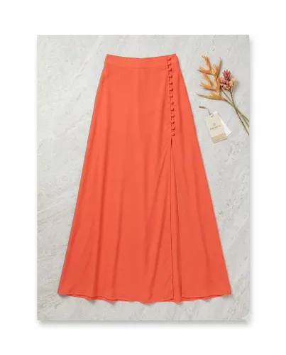 Saia Longa Fluida Laranja com Fenda - Elegância e Vibração