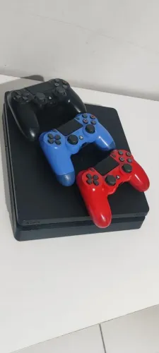 Ps4 +3 controles em perfeito estado+ 5 jogos funcionando perfeitamente +cabos + entrega