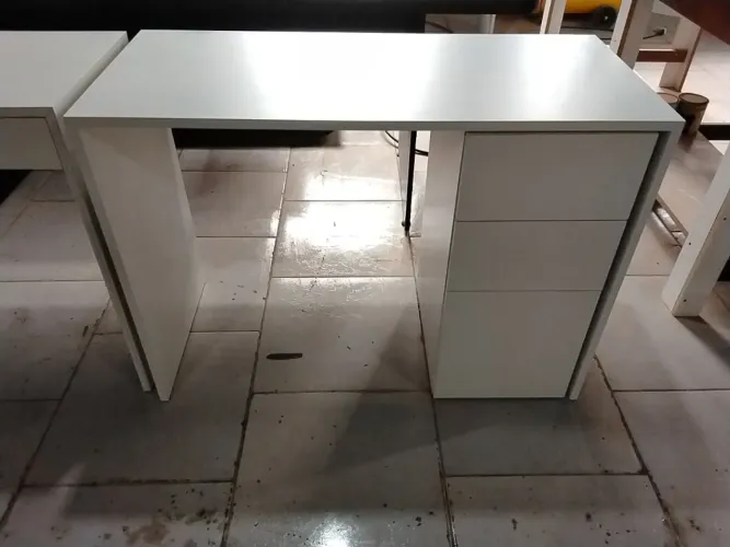 Escrivaninhas