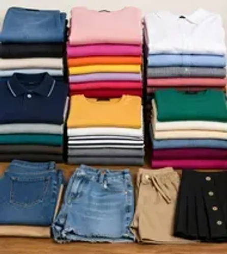 Promoção Fardo 300 peças femininas brechó 
