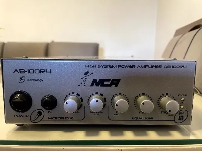 Amplificador NCA AB-100R4