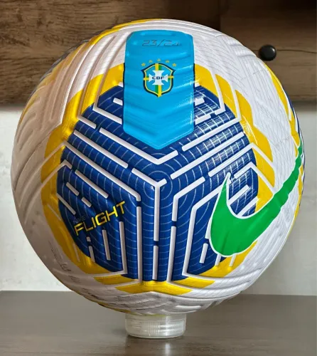 Bola Futebol Nike Flight CBF 23