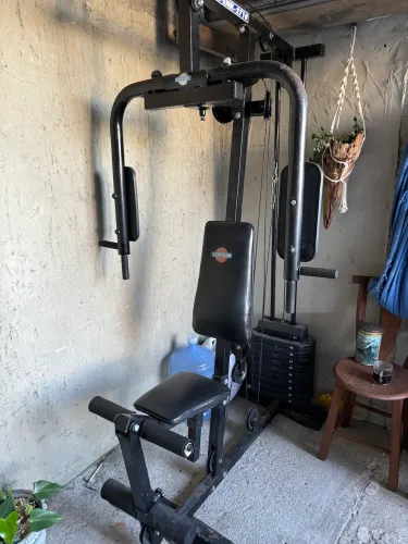Aparelho de musculação
