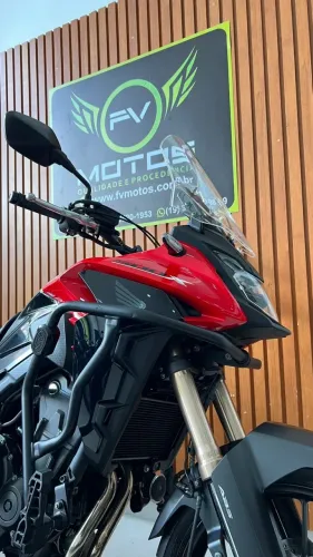 HONDA CB 500X VERMELHA 2023 - IMPERDÍVEL