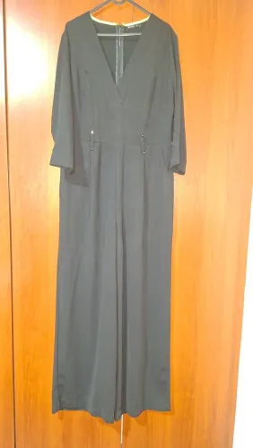 Macacão em Crepe de Seda Preto tamanho 44