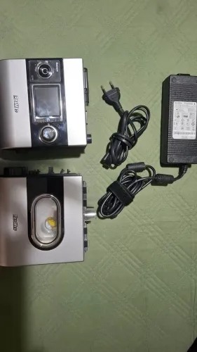 Cpap Resmed S9 com fonte, bolsa e manuais. O umidificador não está funcionando