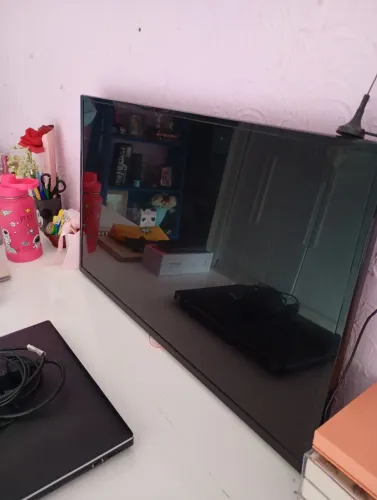 ? TV AOC - 32" - R$ 550