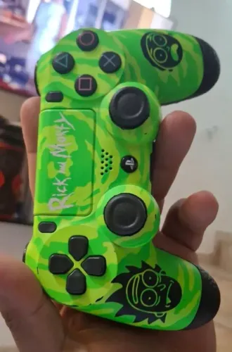 Controle ps4 STELF Rick and Morty.