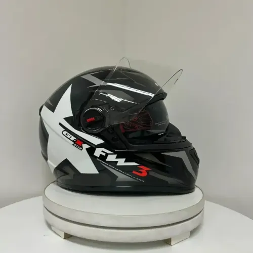 Capacete Integral FW3 GTX Estrela Preto e Branco