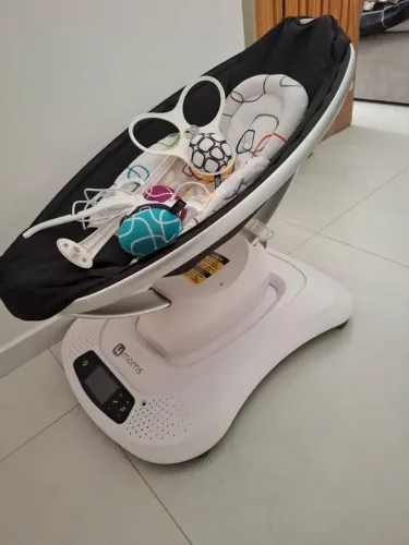 Cadeira de balanço Moms 4